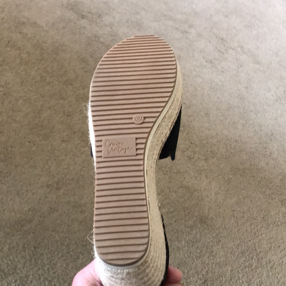 WOMENS SHOES - Picture 5 of 5